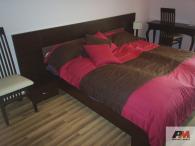 Легло с табла в два цвята