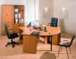 Офис кабинет цвят череша